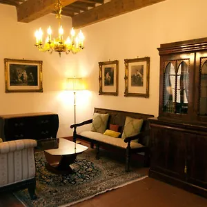 Alojamento de Acomodação e Pequeno-almoço Palazzo Benucci, San Gimignano